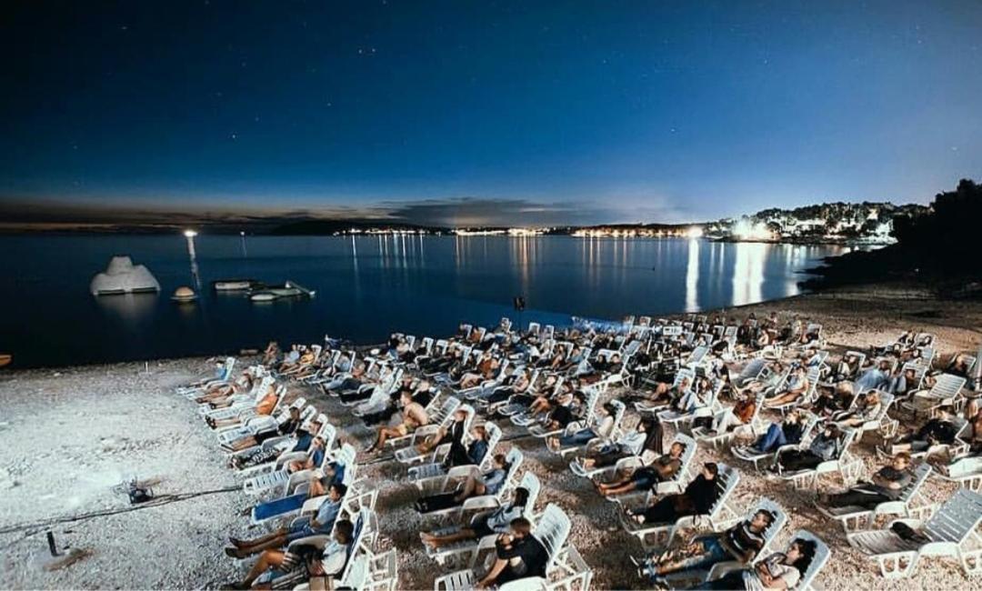 Oskar Amphitheater Apartments And Rooms With Free Parking Pula Exterior photo